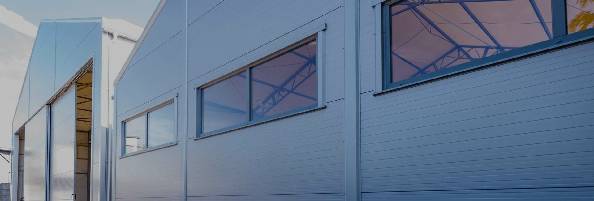 montaż hal namiotowych