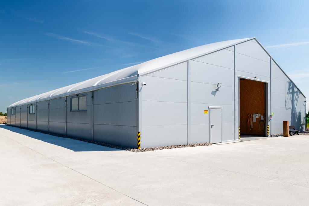 Realizacja hali ocieplanej w Targowisku